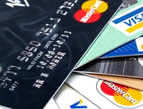 Kartu Kredit, Kelebihan dan Kekurangannya
